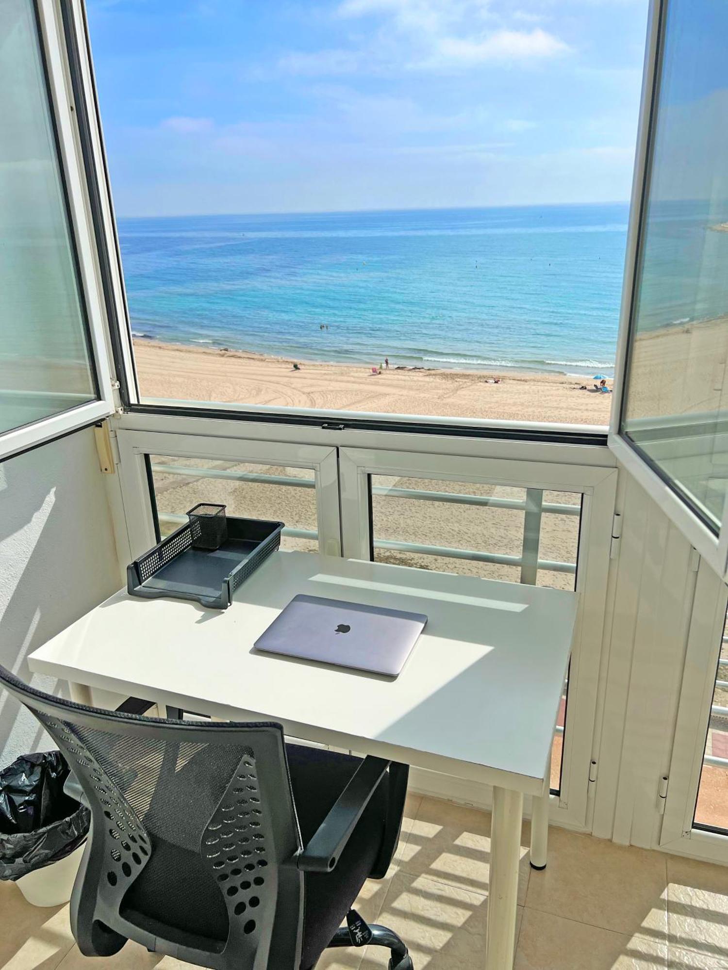 Apartament Atico Frente Al Mar 2 Terrazas Barbacoa Y Parking Sujeto A Disponibilidad El Campello Zewnętrze zdjęcie