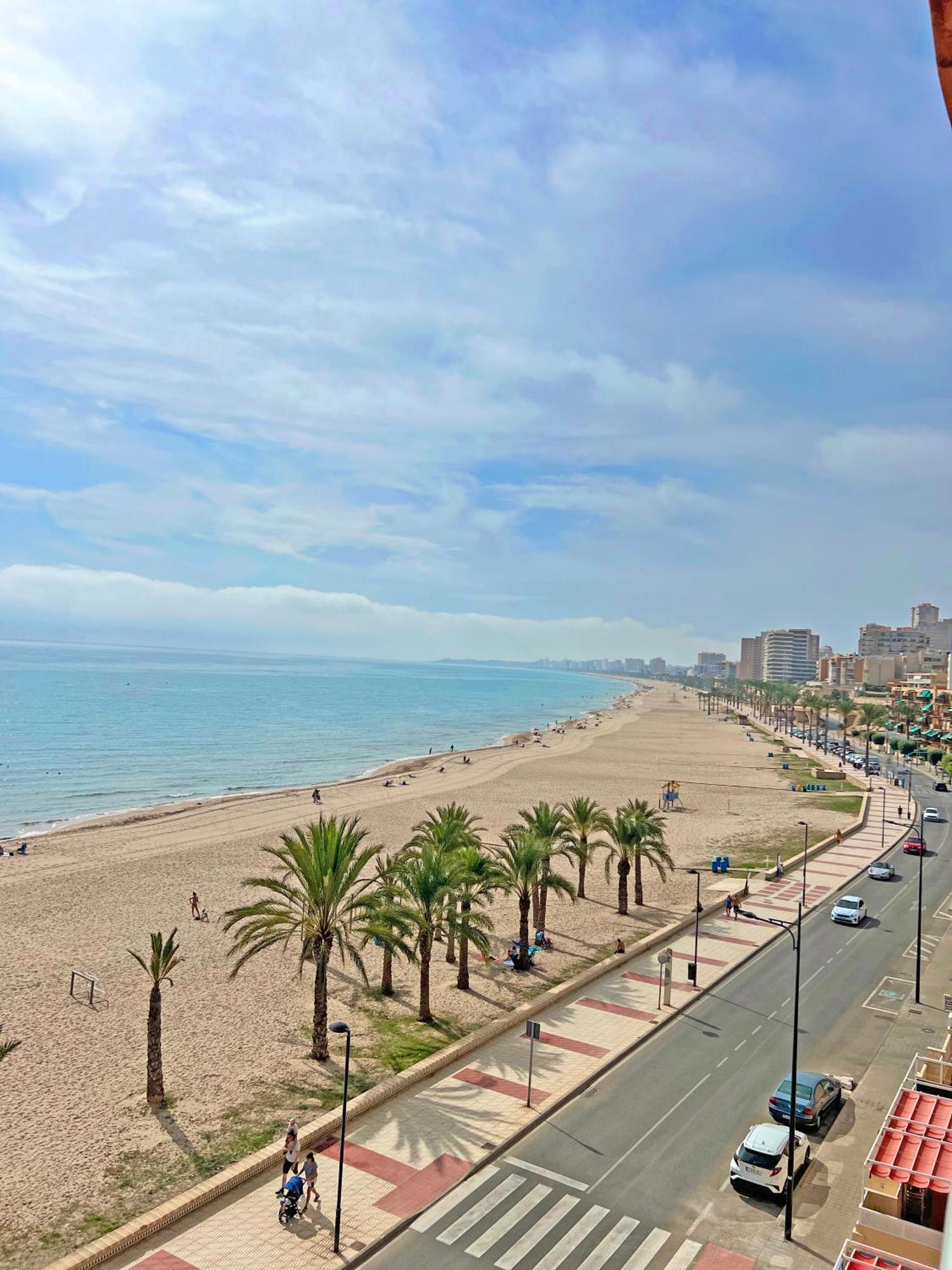 Apartament Atico Frente Al Mar 2 Terrazas Barbacoa Y Parking Sujeto A Disponibilidad El Campello Zewnętrze zdjęcie